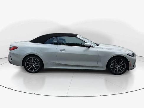 Used 2025 BMW 430i Convertible w/ Premium Package RWD image 2
