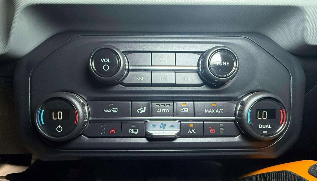 Used 2021 Ford Bronco Badlands w/ Sasquatch Package AWD/4WD image 8