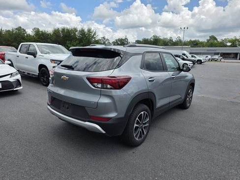 Used 2024 Chevrolet TrailBlazer LT AWD/4WD image 6