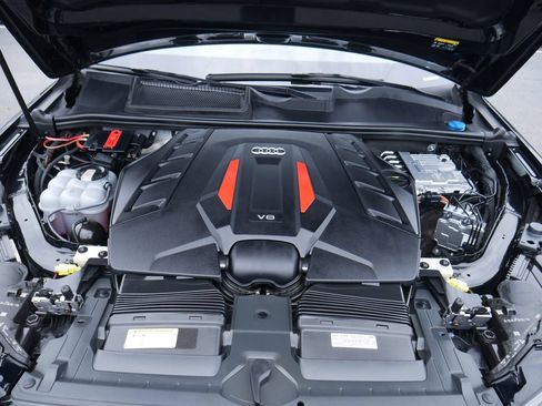 Certified 2023 Audi SQ7 Prestige w/ Prestige Package AWD/4WD image 14