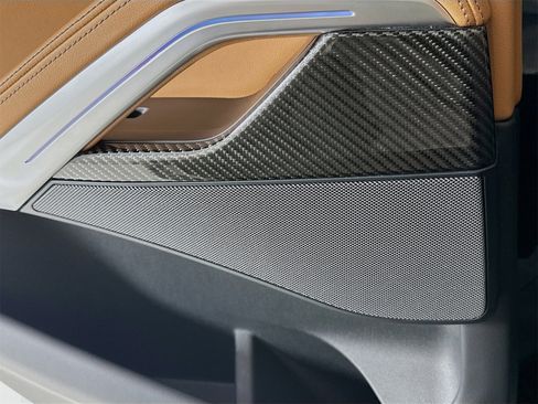 Used 2023 BMW X6 M50i w/ Executive Package image 28