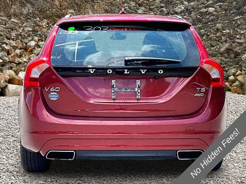 Used 2017 Volvo V60 T5 Premier w/ Convenience Package AWD/4WD image 4