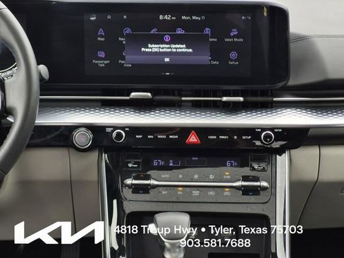 Used 2024 Kia Carnival SX Prestige FWD image 32