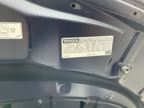 Used 2024 Toyota Corolla SE w/ SE Package FWD image 24