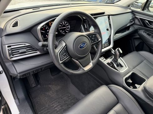 Used 2023 Subaru Outback Limited image 17
