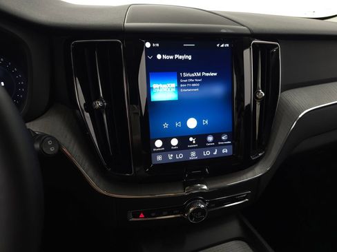Certified 2025 Volvo XC60 B5 Plus AWD/4WD image 23