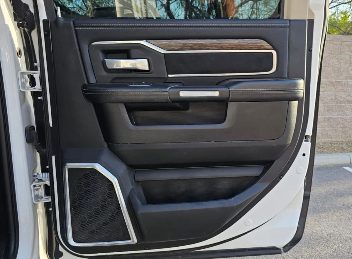 Used 2019 RAM 3500 Laramie AWD/4WD image 45