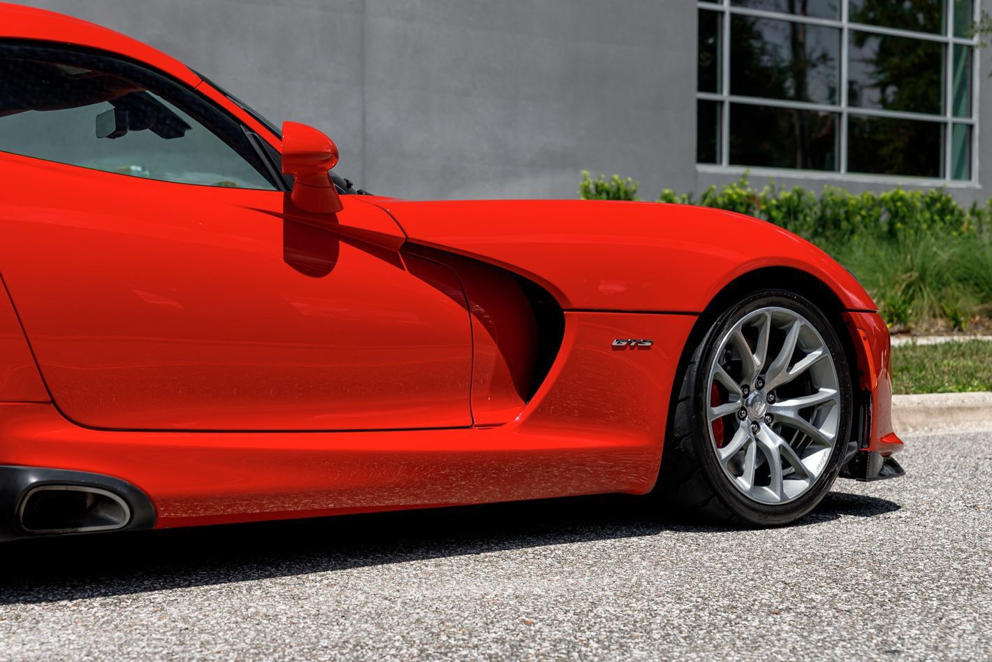 Used 2014 SRT Viper GTS w/ GTS Laguna Interior Package RWD image 19