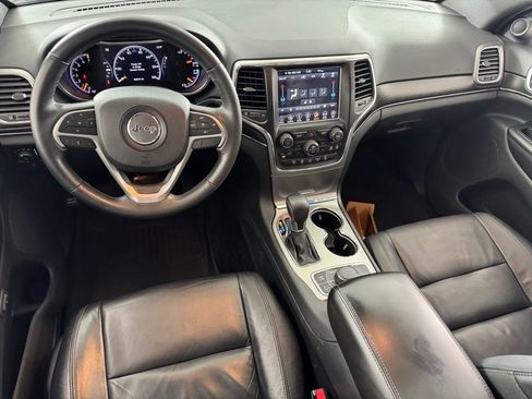 Used 2018 Jeep Grand Cherokee Limited AWD/4WD image 15