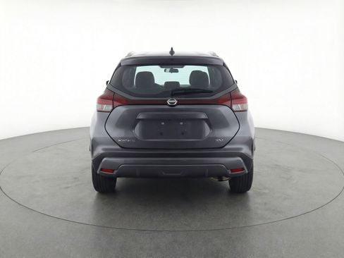 Used 2024 Nissan Kicks SV FWD image 7
