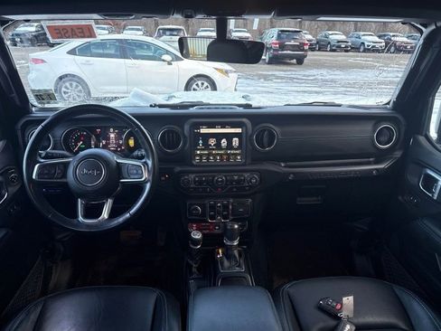 Used 2022 Jeep Wrangler Unlimited Rubicon 4xe w/ Cold Weather Group image 10