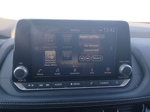 Used 2021 Nissan Rogue SV image 26