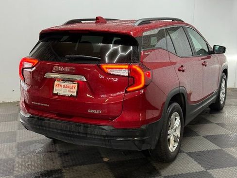 Certified 2023 GMC Terrain SLE w/ Driver Convenience Package image 11