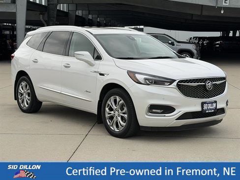 Used 2021 Buick Enclave Avenir w/ Avenir Technology Package AWD/4WD image 2