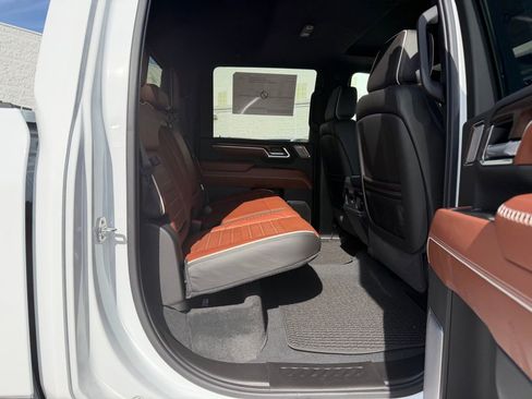 New 2026 GMC Sierra 2500 Denali Ultimate image 24