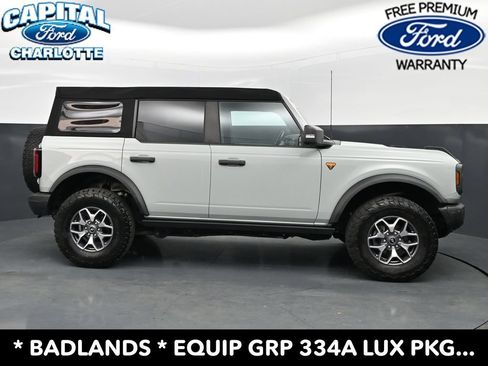 Used 2022 Ford Bronco Badlands AWD/4WD image 28