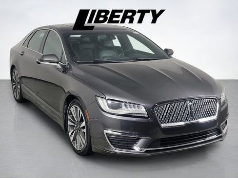 Used 2017 Lincoln MKZ Reserve w/ Climate Package FWD image 1