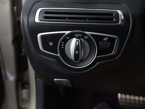 Used 2020 Mercedes-Benz C 300 4MATIC Sedan image 39