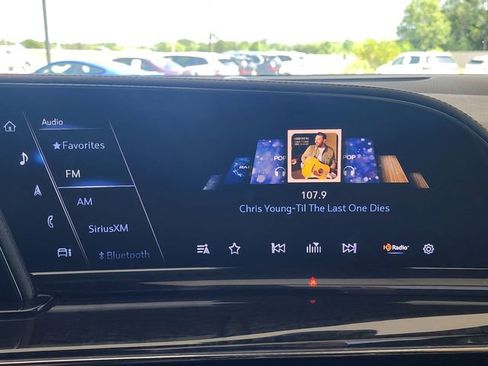 Used 2024 Cadillac Escalade ESV Premium Luxury w/ LPO, Floor Liner Package AWD/4WD image 42