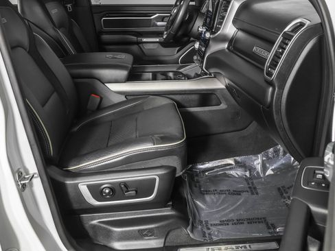 Used 2020 RAM 1500 Laramie AWD/4WD image 45