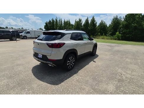 New 2026 Chevrolet TrailBlazer ACTIV w/ Convenience Package image 8