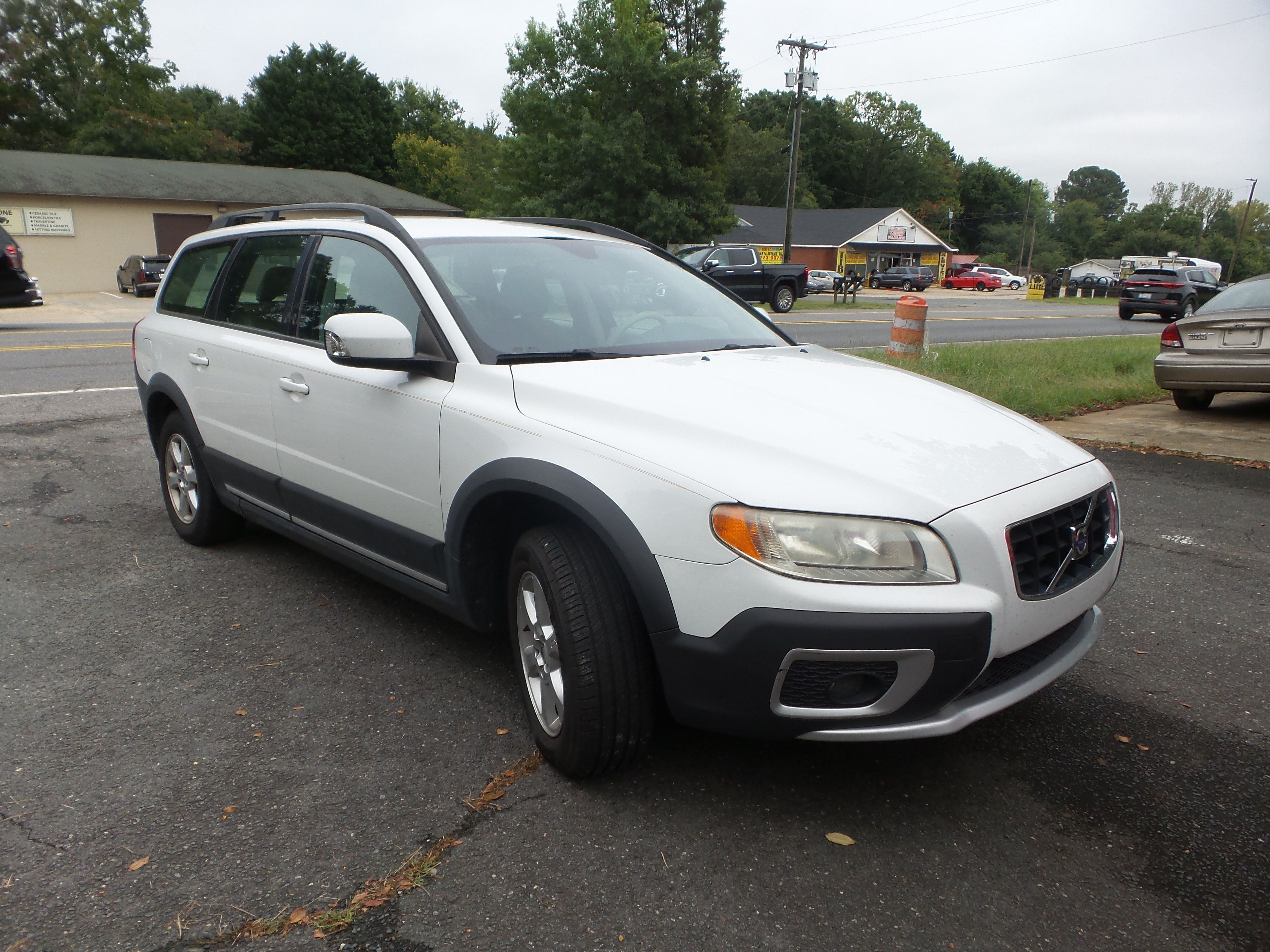 Used 2008 Volvo XC70 3.2 AWD/4WD image 1