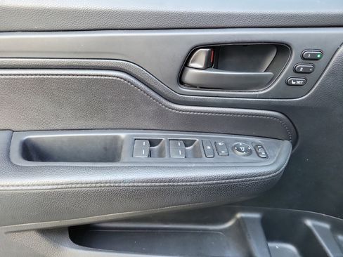 Used 2023 Honda Odyssey Sport image 24