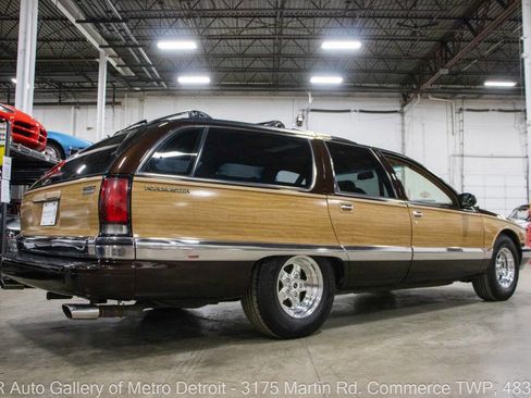 Used 1996 Buick Roadmaster Estate image 8