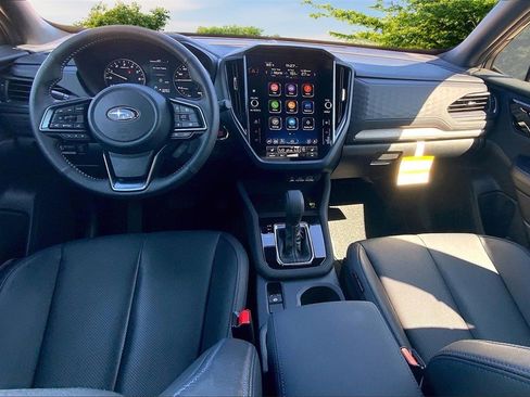 Certified 2025 Subaru Forester Limited image 7