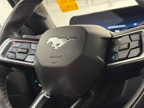 Used 2025 Ford Mustang GT Premium RWD image 25