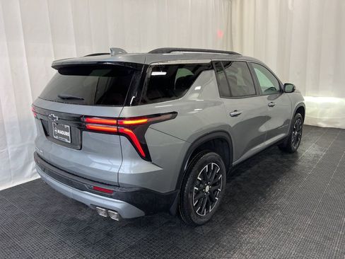 New 2026 Chevrolet Traverse LT w/ Sun and Wheel Package AWD/4WD image 32