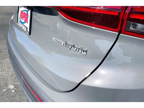 Used 2023 Hyundai Santa Fe Limited AWD/4WD image 8