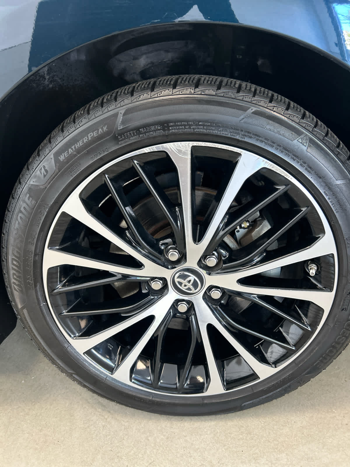 Used 2018 Toyota Camry SE FWD image 14