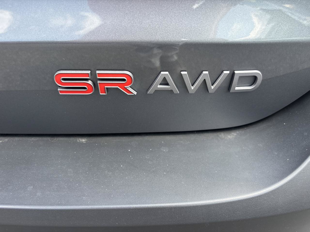 Used 2025 Nissan Kicks SR w/ SR Premium Package AWD/4WD image 4