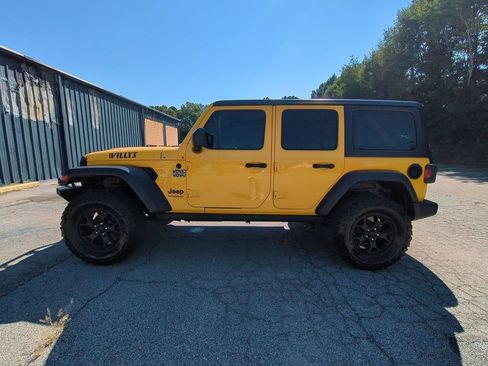 Used 2020 Jeep Wrangler Unlimited Sport AWD/4WD image 9
