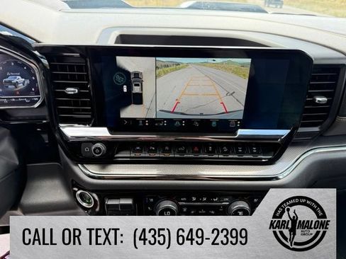 Used 2023 Chevrolet Silverado 1500 ZR2 w/ Technology Package AWD/4WD image 21