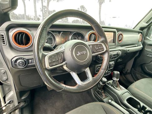 Used 2021 Jeep Gladiator Mojave w/ Auxiliary Switch Group image 12