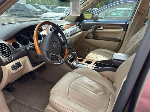 Used 2008 Buick Enclave CXL w/ Entertainment Package #2 FWD image 9