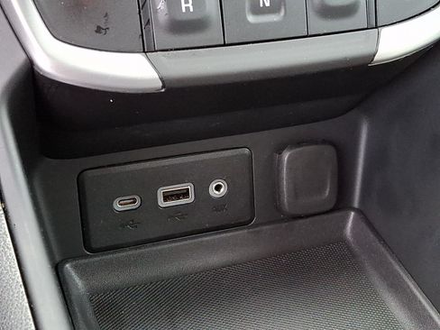 Used 2023 GMC Terrain SLE w/ Driver Convenience Package AWD/4WD image 26