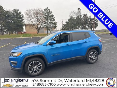 Used 2017 Jeep Compass Latitude w/ Popular Equipment Group image 6