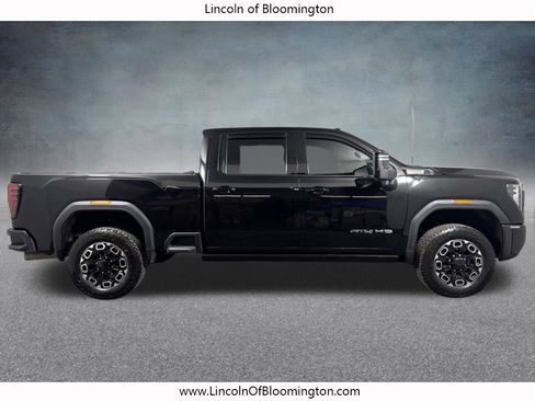 Used 2024 GMC Sierra 2500 AT4 w/ AT4 Premium Plus Package AWD/4WD image 8