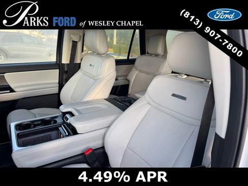 Used 2025 Ford Expedition Platinum w/ Driver's Package image 10