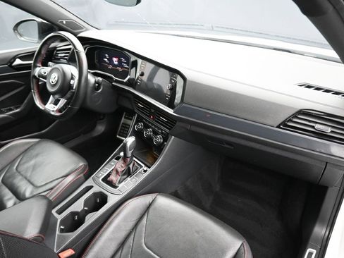 Used 2021 Volkswagen Jetta GLI Autobahn image 39