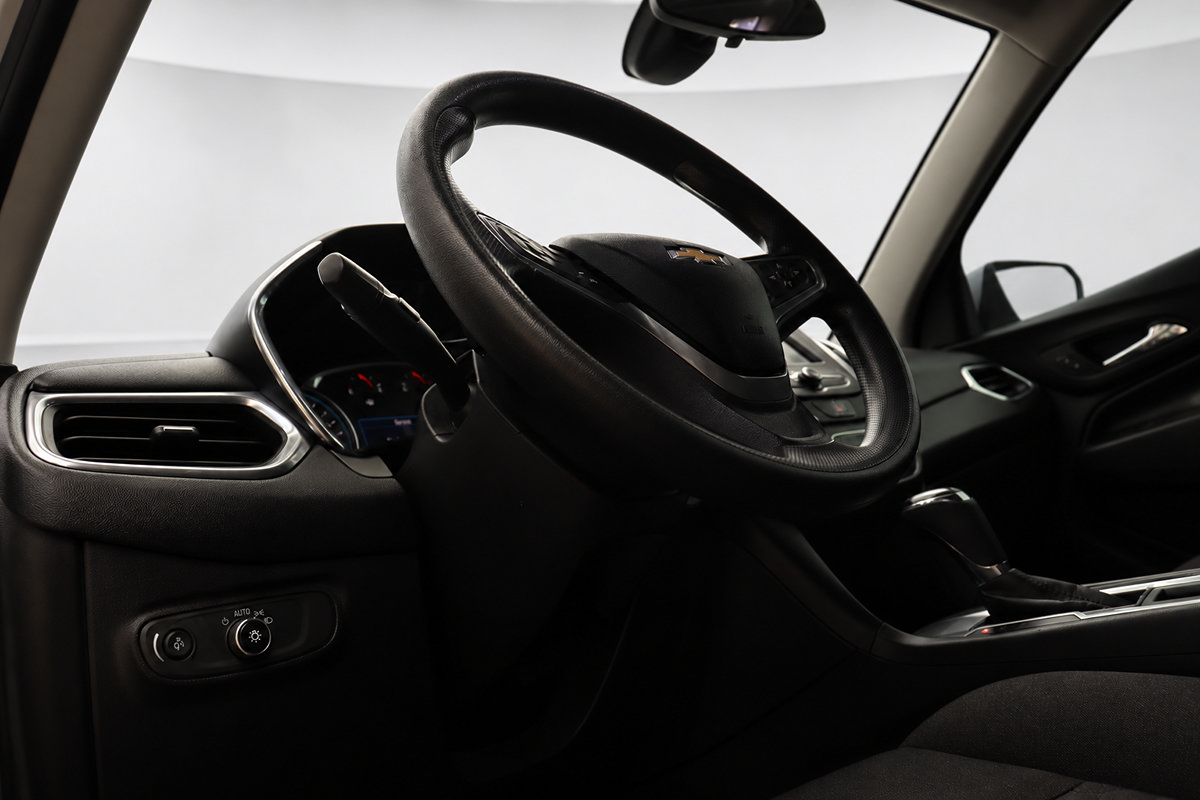 Used 2020 Chevrolet Equinox LT FWD image 27