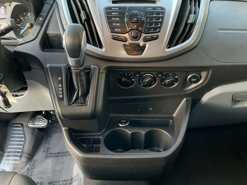Used 2016 Ford Transit 150 XLT image 19