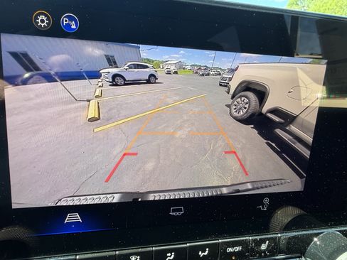 New 2026 Chevrolet Colorado Trail Boss AWD/4WD image 15