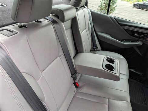 Used 2025 Subaru Legacy Limited AWD/4WD image 17