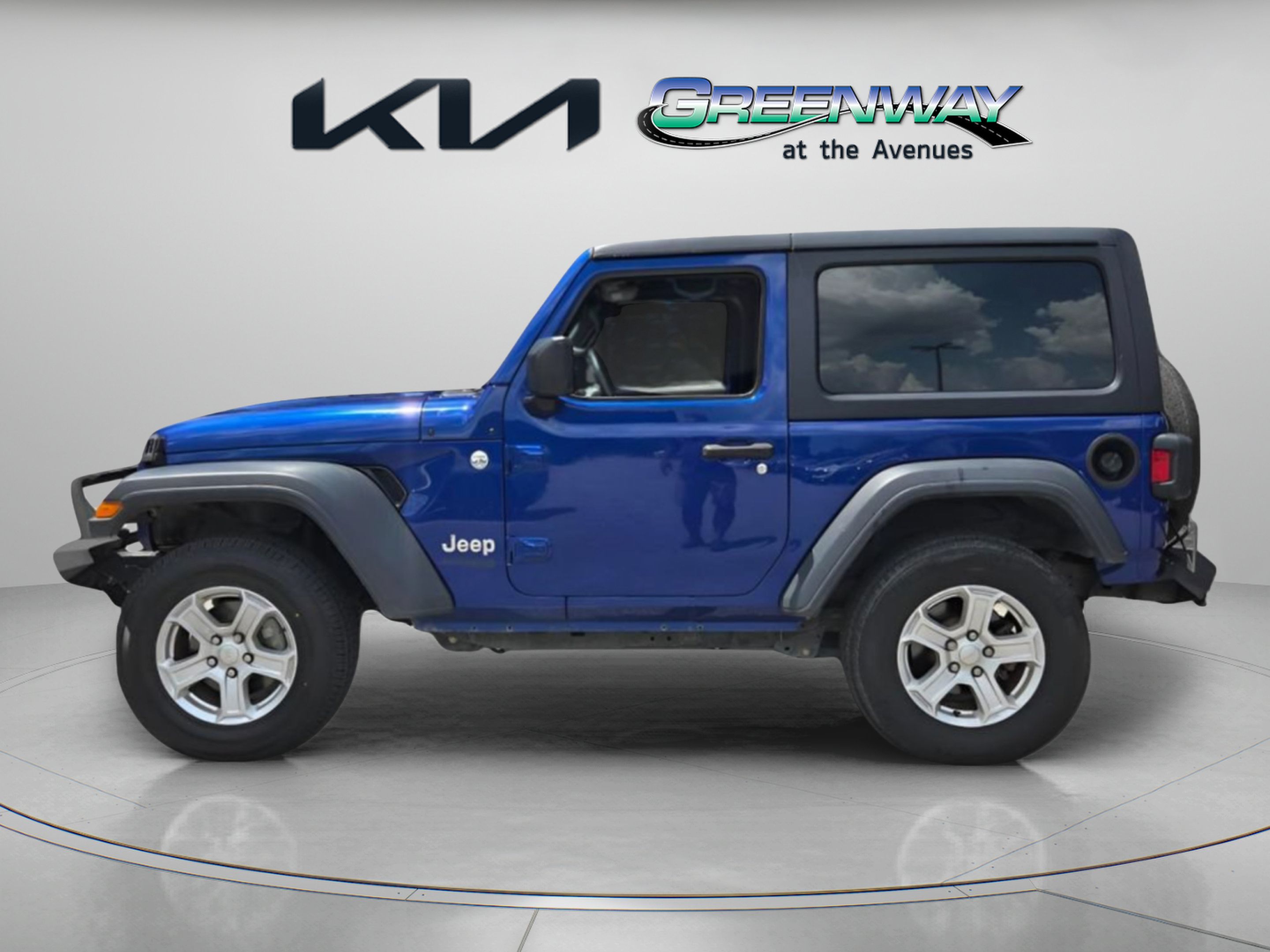 Used 2019 Jeep Wrangler Sport AWD/4WD image 4
