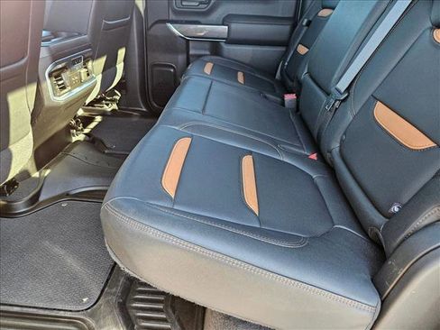 Used 2023 GMC Sierra 2500 AT4 w/ Gooseneck/5TH Wheel Package image 18