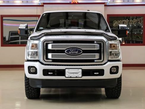 Used 2016 Ford F350 Platinum w/ FX4 Off-Road Package AWD/4WD image 9